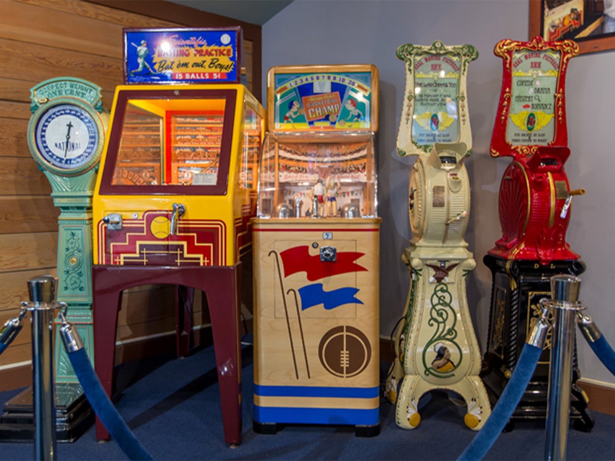 Antique games at the Boardwalk. Photographed by Garrick Ramirez