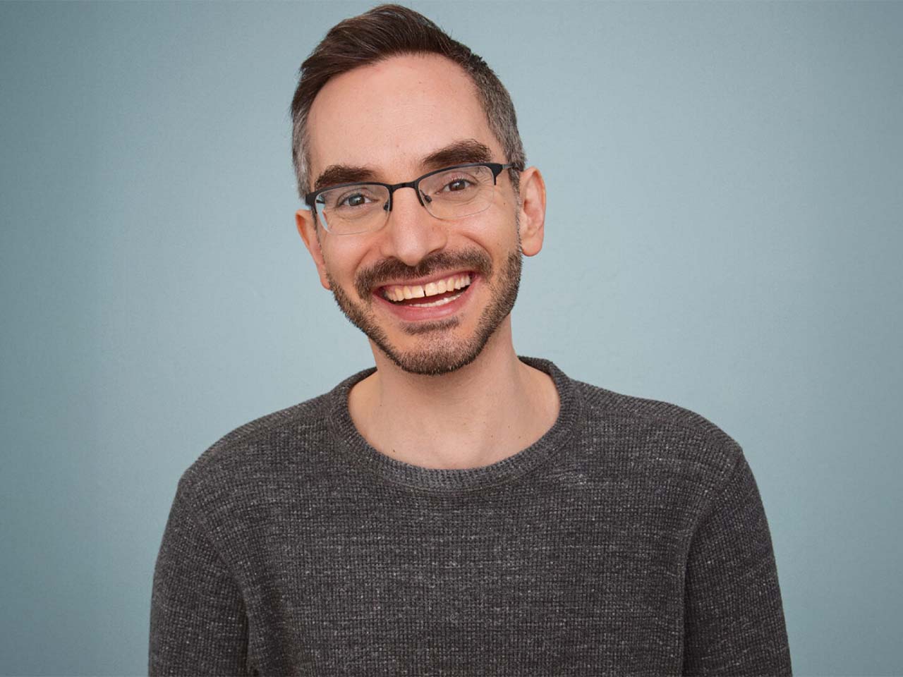 Comedian headhot