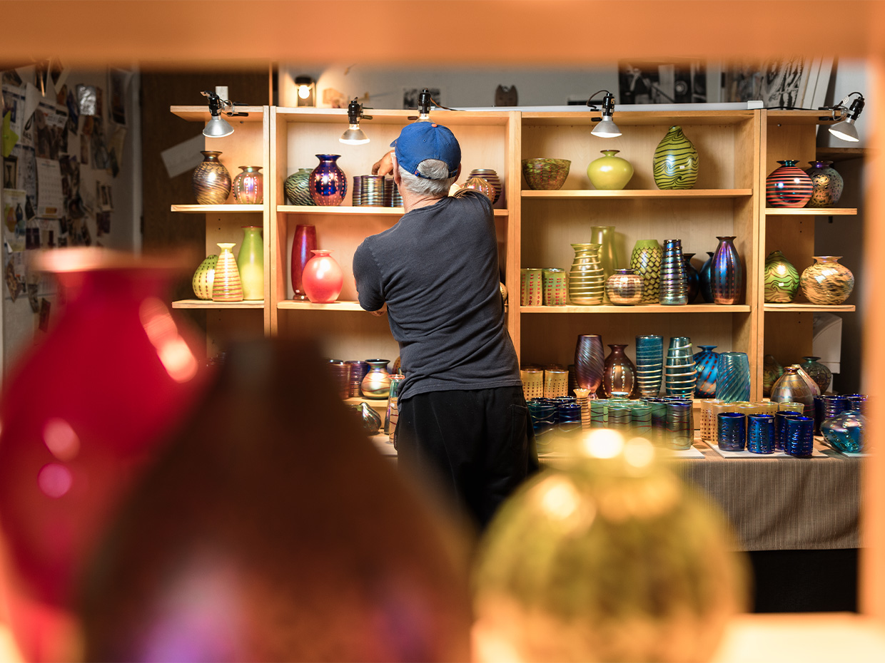 Glass Artist Peter Vizzusi during Open Studios. Photographed by Ben Ingram